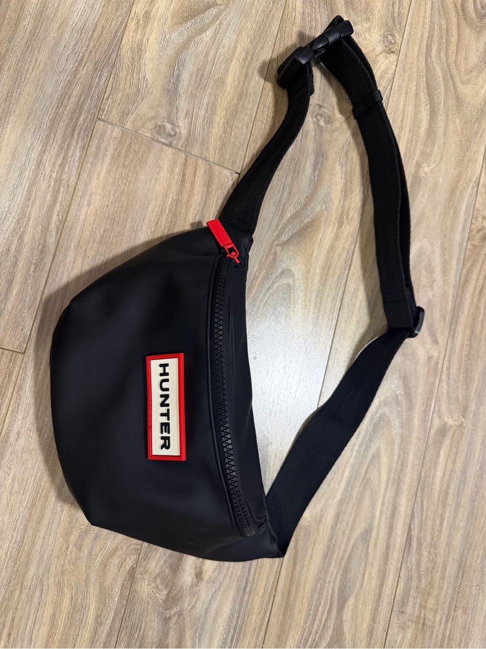 Hunter Black Belt Bag with Red Accents